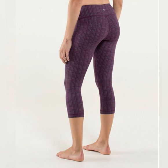 Lululemon Wunder Under Crop In Ziggy Wee September Plum - Picture 1 of 9